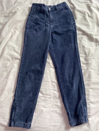 Ladies Jeans size 6