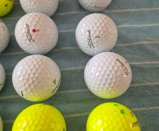golf balls titleist pro v1s  and srixon mix