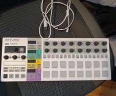 Arturia Beatstep Pro