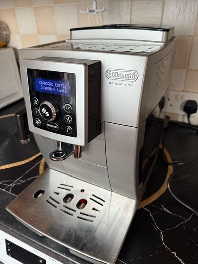 DeLonghi cappuccino coffee machine