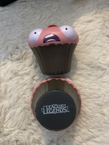 League of legends cupcake emote