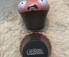 League of legends cupcake emote