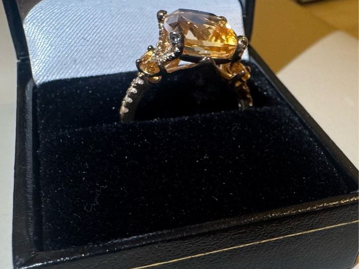 Citrine ring