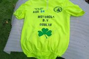 hi visability cycling jersey