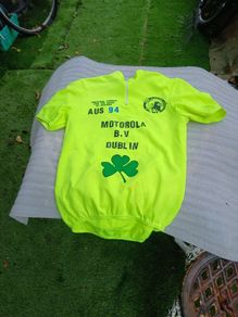 hi visability cycling jersey