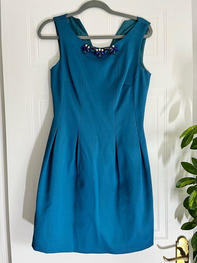 dress - Pretty Girl size M