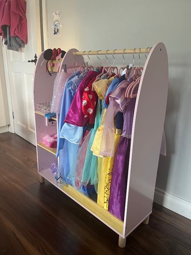 Girls Dress Up