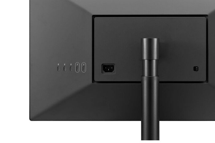 LG UltraFine 5K Display - from Apple