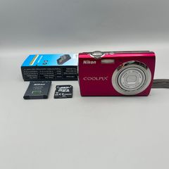 Nikon Coolpix S230 10MP Digital Camera Red - Full Kit