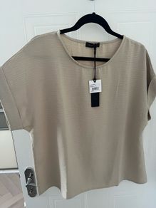 Carraig Donn top Size M