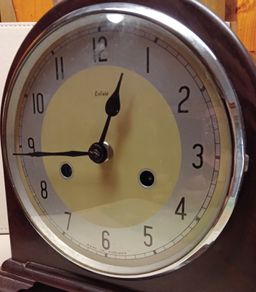 Vintage Enfield Mantle Clock
