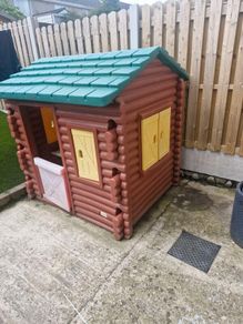 liitle tikes log cabin