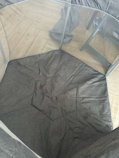 miniuno Hexipen Folding Playpen and carry bag