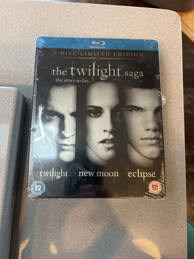 Twilight Saga 3 disc Blu-ray box set