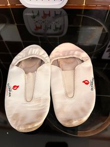 Olympian Gymnastics shoes size 34