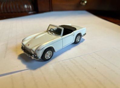 Dinky TriumphTR4A