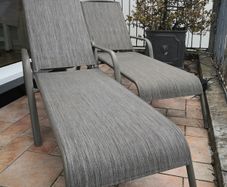 Reclining garden chairs / sun lounger