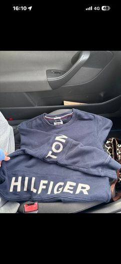 Tommy Hilfiger sweater long sleeve