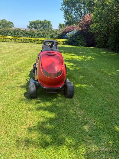 ride on lawnmower
