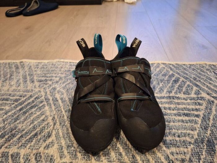 Scarpa Velocity V climbing shoes