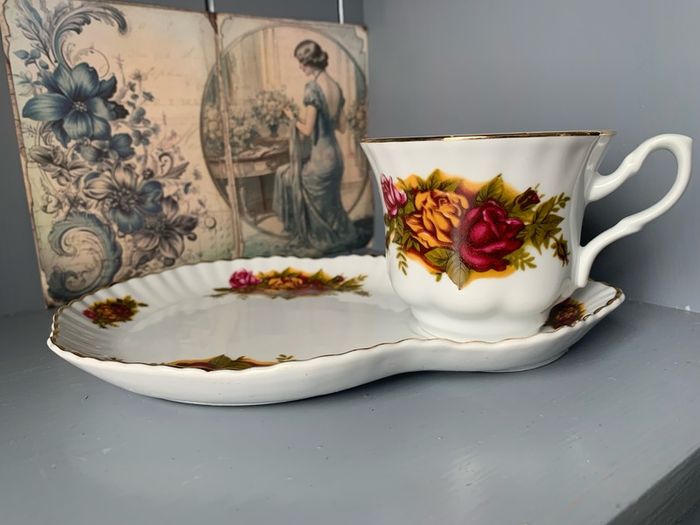 Vintage Porcelain Tea Set