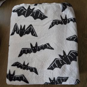 Halloween throw