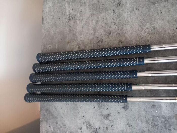 Spalding golf irons. Right handed clubs