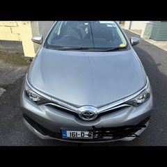 2016 Toyota Auris