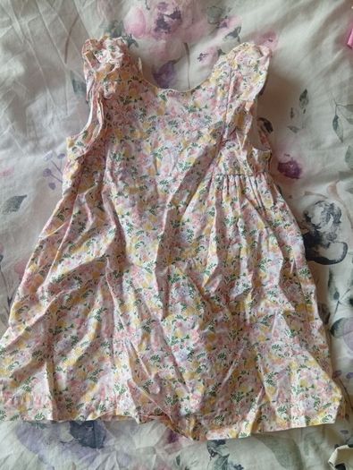 2x girls dresses