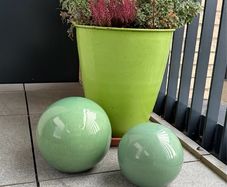 2 garden ornaments