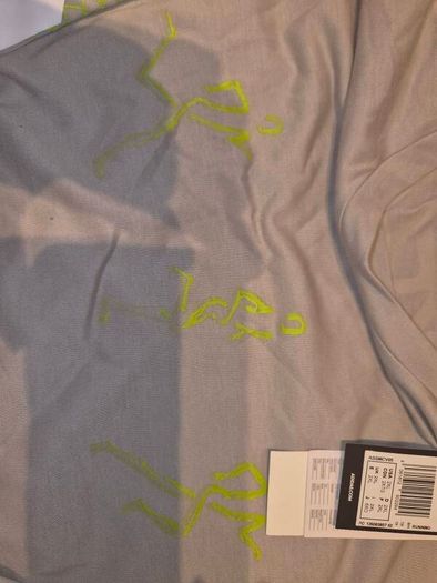Long sleeve ADIDAS T-shirt