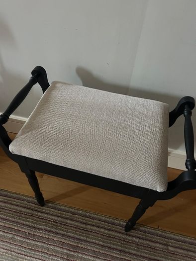 Bedroom stool / piano seat