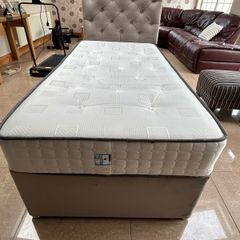 Bed, Mattress, Headboard