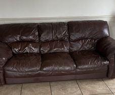 3, 2 Leather suite
