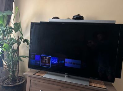 Samsung 48" SmartTV Backlight gone