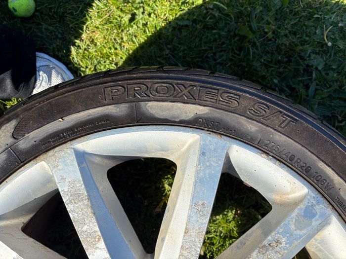 Volkswagen 20'' Alloy Wheels & Toyo Tyres