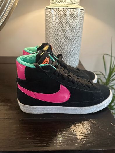 Nike Blazer - Black, Pink & Green