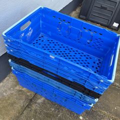 Plastic crates
