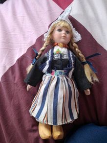 Dutch Porrcelain doll