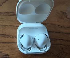 Samsung Galaxy Buds 2 Pro