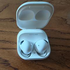 Samsung Galaxy Buds 2 Pro