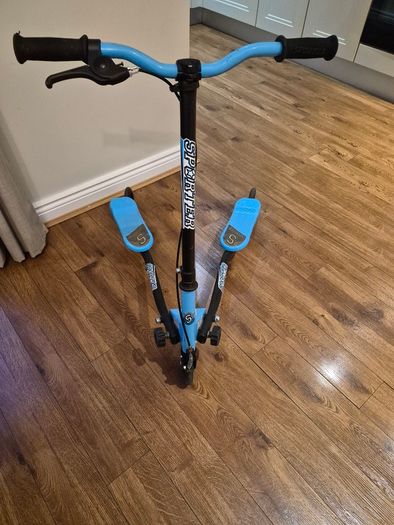 Flicker scooter