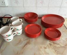 Jessica Sant dinner service