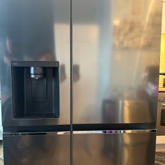 LG American Style Fridge Freezer 635L  Ice and Water