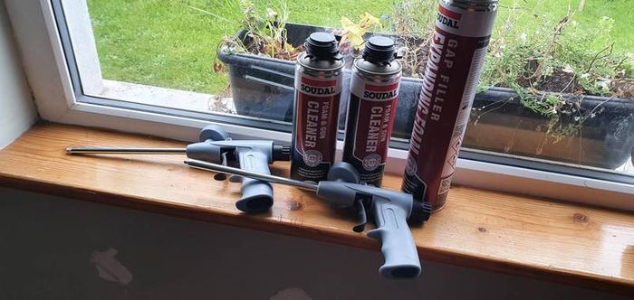 Soudal foam gun and free cleaner