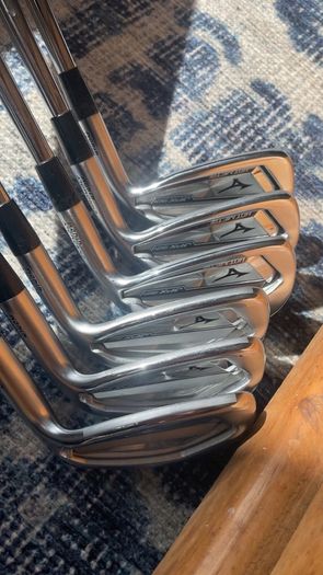 mizuno jpx 921 hot metal irons