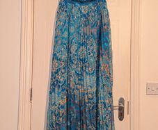 Stunning unique print pleated halter neck maxi dress