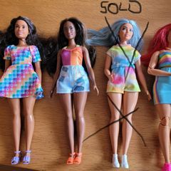 Barbies curvy
