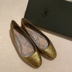 Designer Anya Hindmarch gold ballet shoes Jennie Size 37