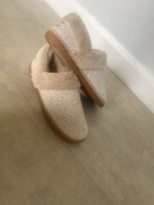 slippers women's 7.5